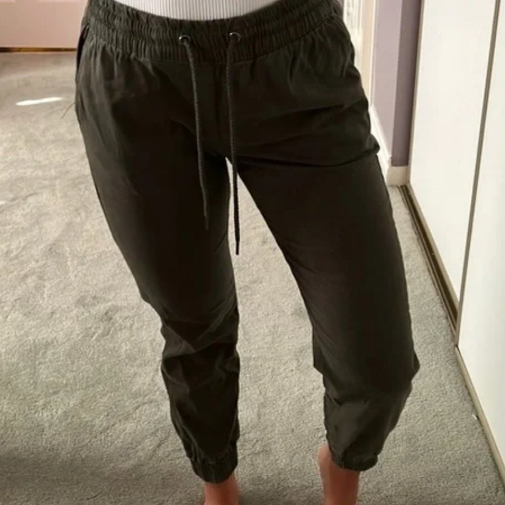 Mendocino Green Joggers Pants